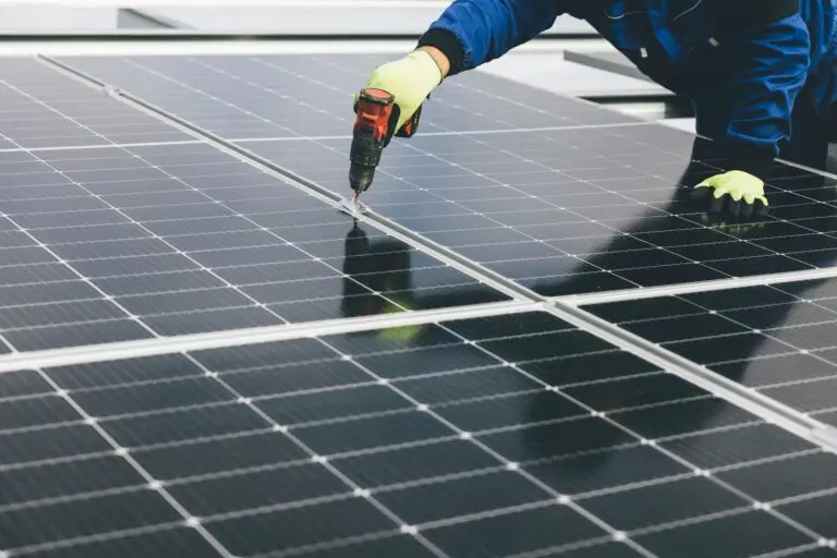 Guiding Your Solar Journey: How to Choose the Right Solar Energy Company