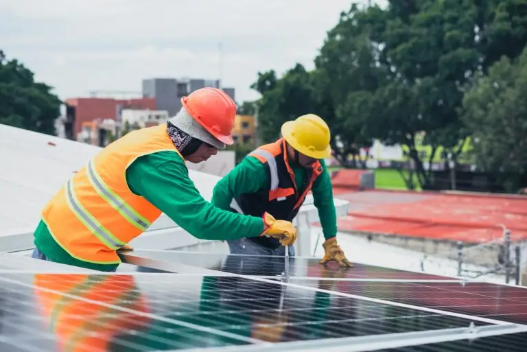 Unlocking Savings: The Benefits of Commercial Solar Rooftop Systems and Finding the Best Solar Company Near Me
